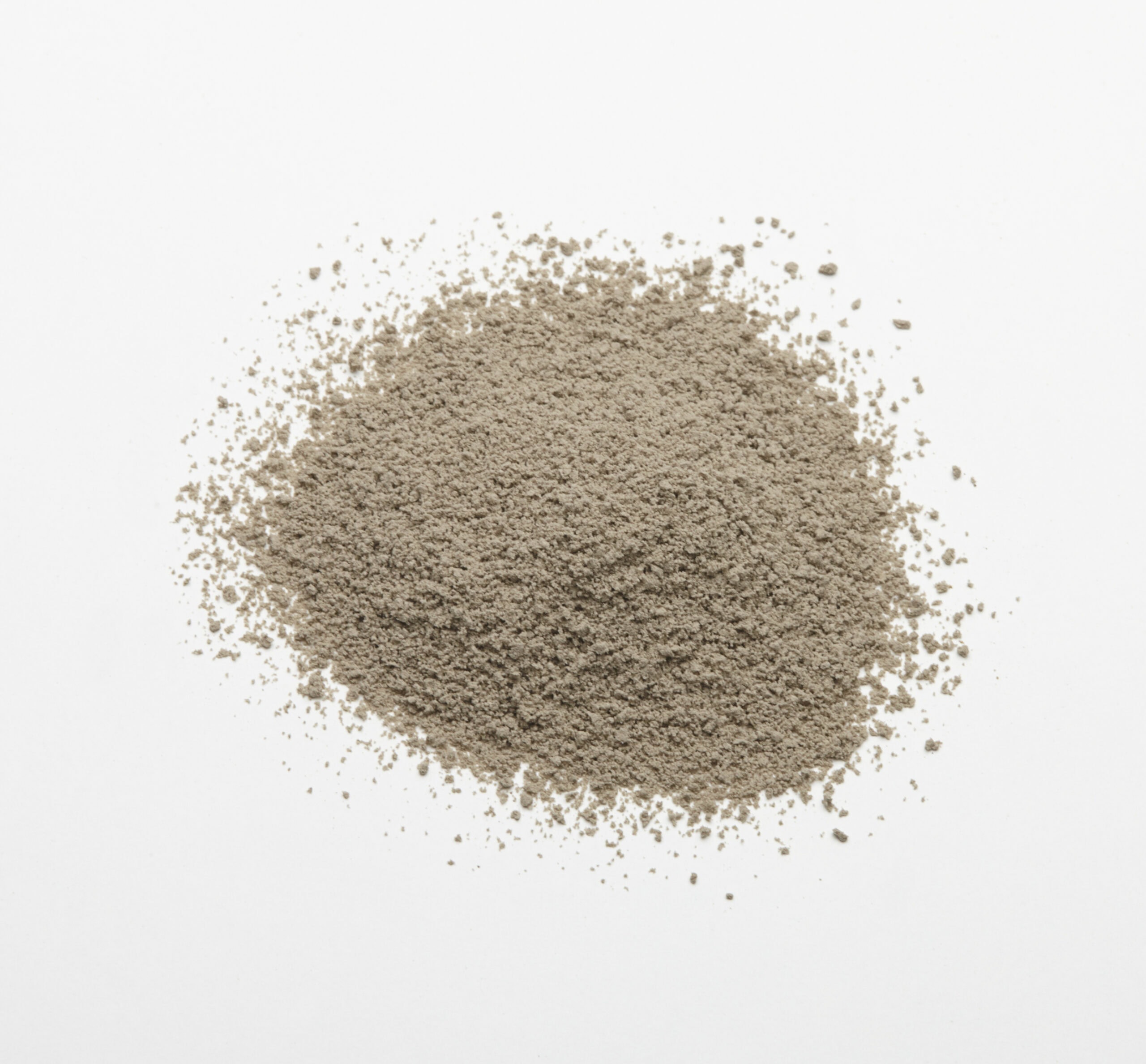 Fein gemahlenes Chiamehl, proteinreich, ballaststoffreich, omega3 reich. Natürliche und hochwertiger Rohstoff für verschiedene Lebensmittel. Erhältlich über Draco Ingredients.